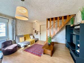 Unclassified image, 4 of 9, button - Vrbo Property (Gerardmer)