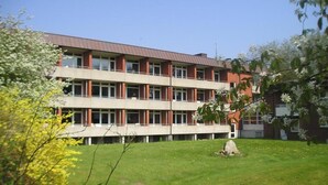 Unclassified image, 2 of 10, button - Hotel Tanneneck (Bad Bramstedt)