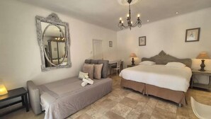 Unclassified image, 4 of 46, button - Vrbo Property (Cannes)