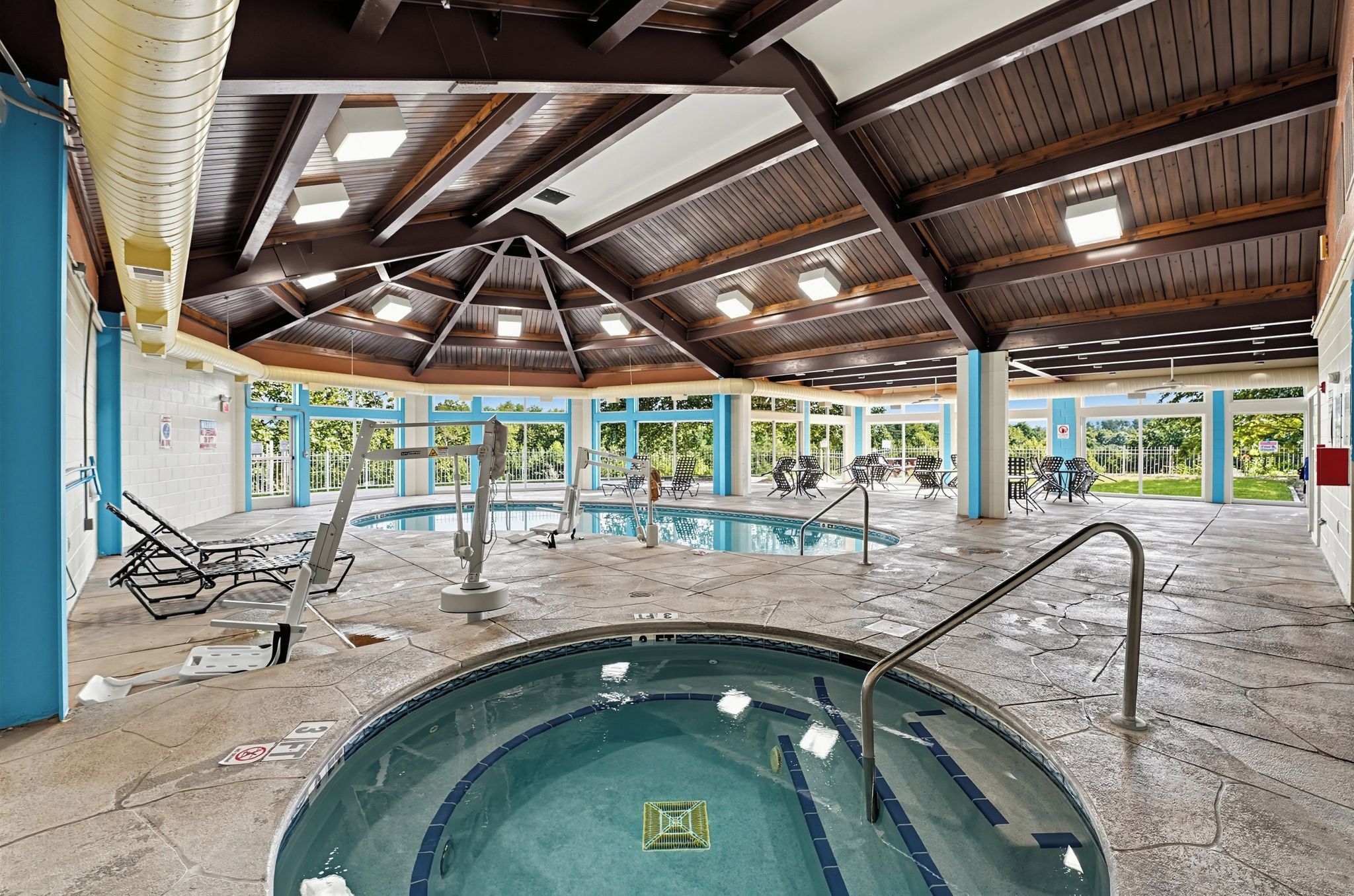 Indoor pool, outdoor pool