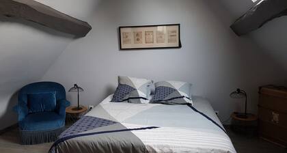 "First Floor" Apartment with Shared Garden, Wi-Fi, and Air Conditioning