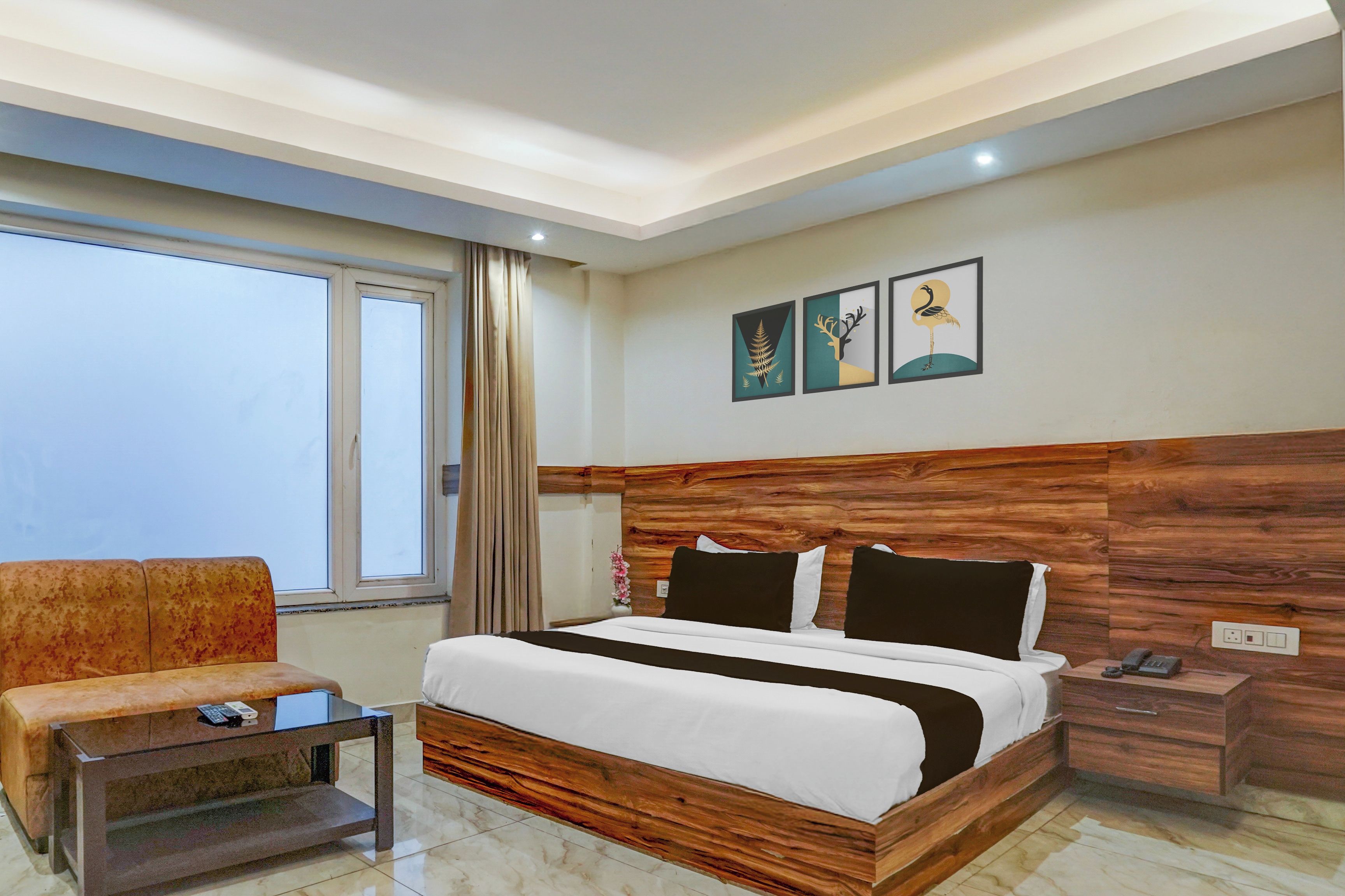 Classic Room | Desk, WiFi (free), bed sheets