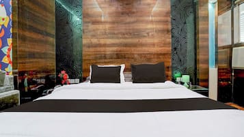 Quarto clássico | Escrivaninha, Wi-Fi de cortesia, roupa de cama