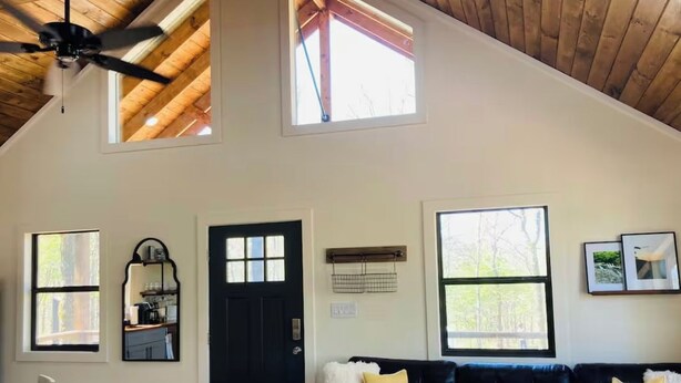 Living area - Sunset Ridge: Cozy Cabin, Hot Tub, Fire Pit, & Wooded Views.  (Bismarck)