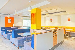 Dining - Townhouse Pune Nagar Road Viman Nagar (Pune)