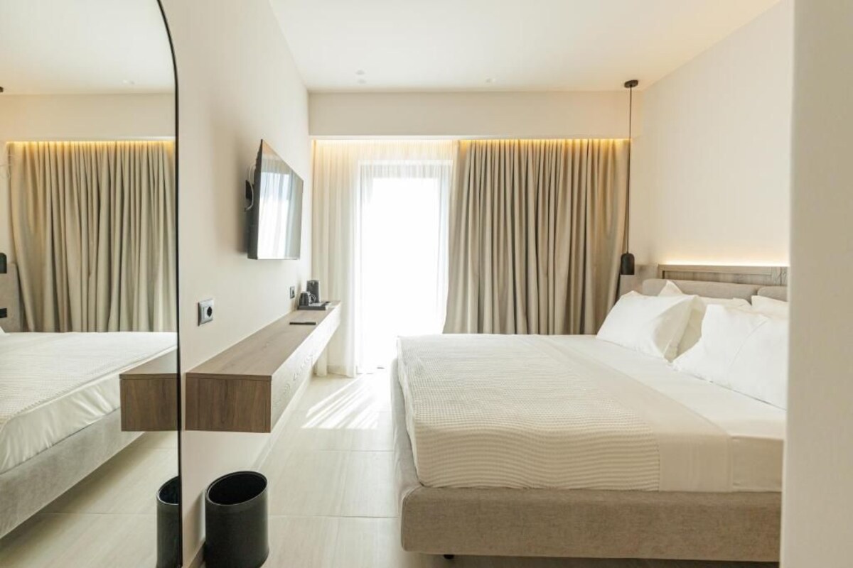 Deluxe Double Room, Balcony