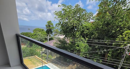 Xola Tobago
