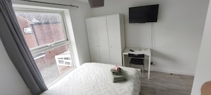 Room, 1 Bedroom - Room-small Double Ensuite Chelmsford Fre (Chelmsford)