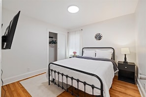 Luokittelematon kuva, 3 kautta 33, painike