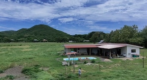 Exterior - Luxury Modern Ranch, Private Pool & Farm Animals (santa cruz)