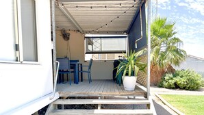 Outdoor dining - Bliss at the Bay, Moonta Bay (Moonta Bay)
