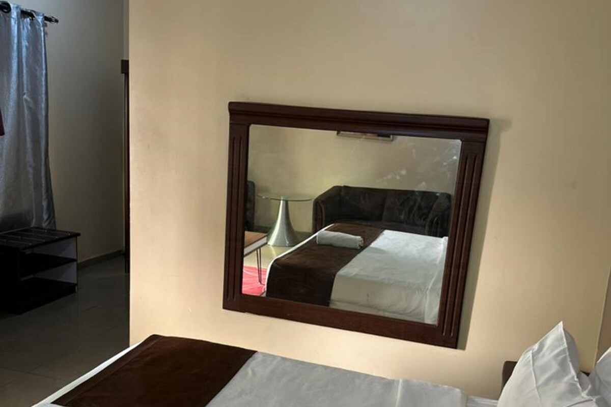 Deluxe Room | Desk, laptop workspace, free WiFi