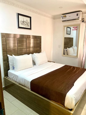 Unclassified image, 5 of 30, button - 7 on Dutse Street Hotel (Abuja)