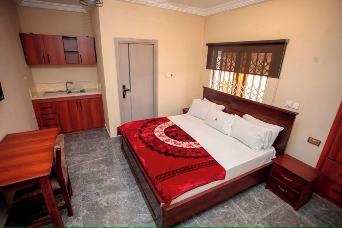 Standard Single Room, Balcony | Desk, laptop workspace, WiFi (free)
