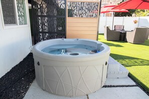 室外 SPA 浴缸