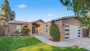 Imagen sin descripción, 3 de 38, botón