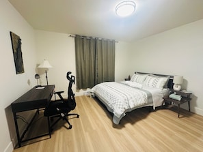 Unclassified image, 3 of 26, button - Brand-New, Clean, Equipped Gust Suite, in a peaceful area, Close to Everything (Fredericton)