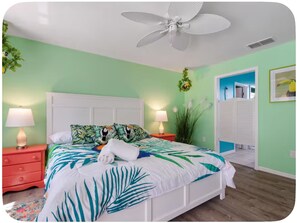 Room - Elegant Getaway Home with Private Pool Retreat 
In The Heart of Davenport FLA (Davenport)