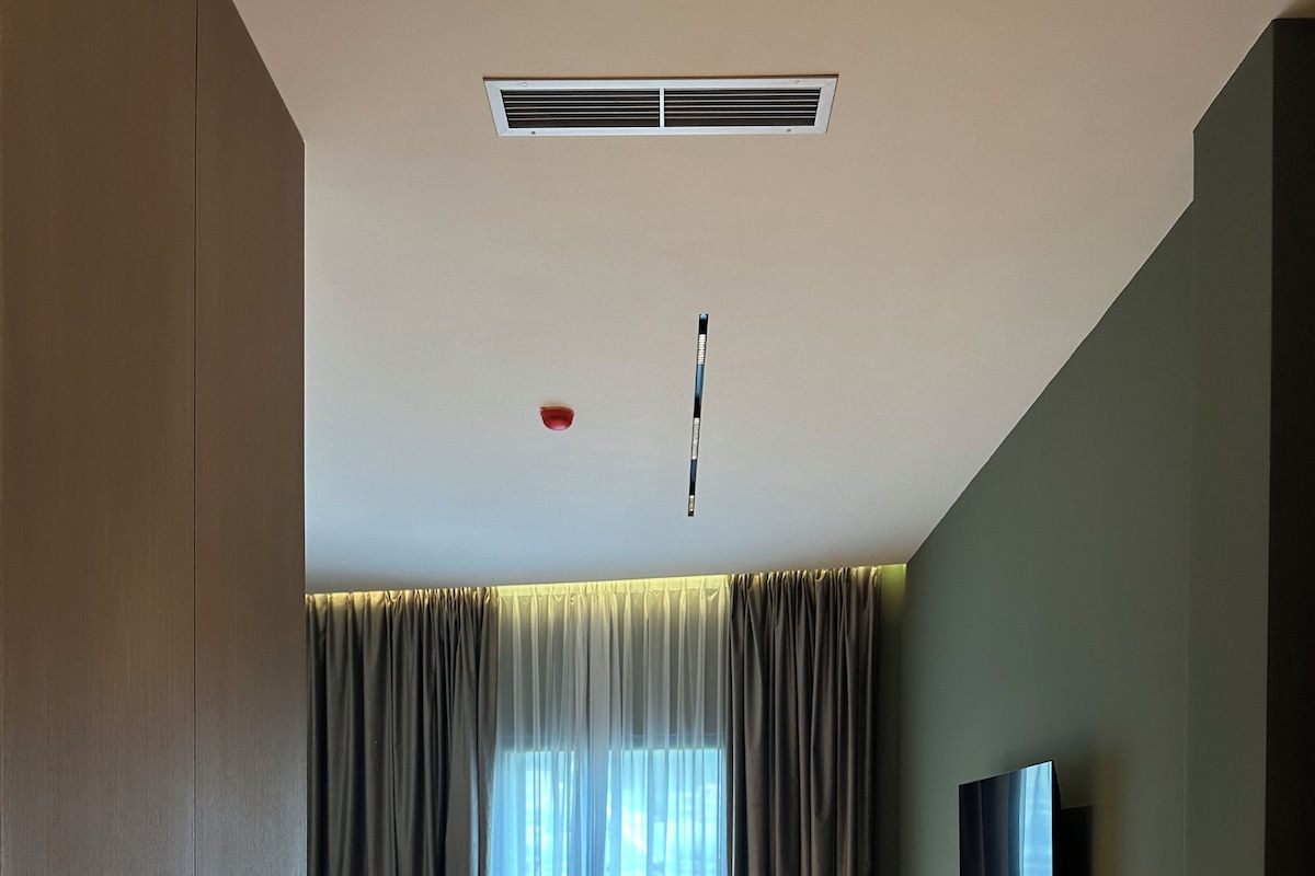 Premium bedding, memory foam beds, minibar, in-room safe