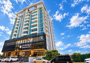 Exterior - Diamond Pearl Hotel & Residence (Phnom Penh)