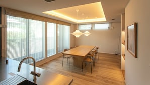 Ảnh chưa phân loại, 3 trong số 53 ảnh, nút