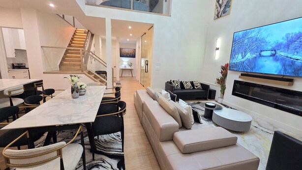 Unclassified image, 1 of 51, button - Luxury Mansion 3 Ensuites Bedrooms & Year-Round Gazebo (Edmonton)