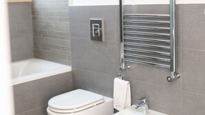 Bathroom - Vrbo Property (Bari)