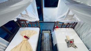 Unclassified image, 5 of 71, button - Cheka bungalows (Zanzibar)