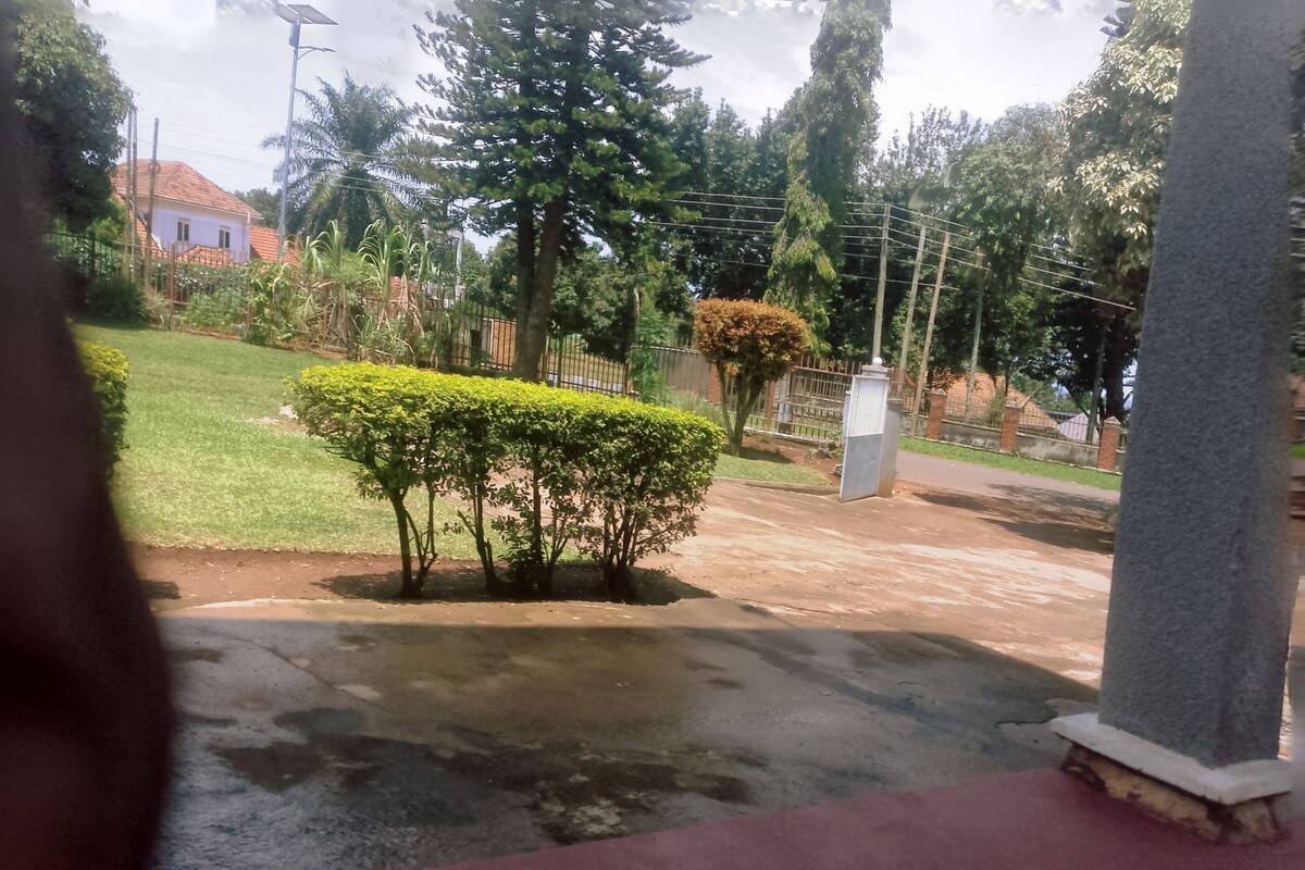 Basic Double Room, Courtyard View | Property grounds