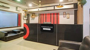 Lobby - Townhouse Zoo Road Near Guwahati (Guwahati)