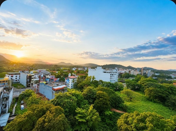 Miscellaneous - Bravon Sky Hotel (Kurunegala)