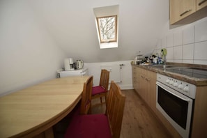 Private kitchen - Vrbo Property (Leichlingen)