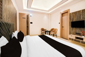 Chambre Classique, balcon | Bureau, Wi-Fi gratuit