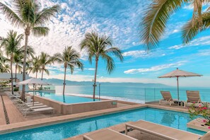 Pool - Stunning Oceanfront 3BR, Rooftop + 7 pools in PV! 3BD Condo for rent in North Ho (Puerto Vallarta)