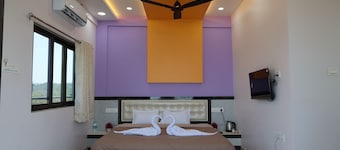 Sea Eagle Homestay and Cottages Guhagar