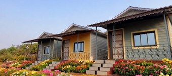 Sea Eagle Homestay and Cottages Guhagar