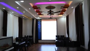 Ảnh chưa phân loại, 3 trong số 26 ảnh, nút