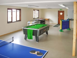 A room with a pool table, a foosball table, and a ping pong table. - Hardy Chalet - UK47157 (West Stour, near Gillingham)