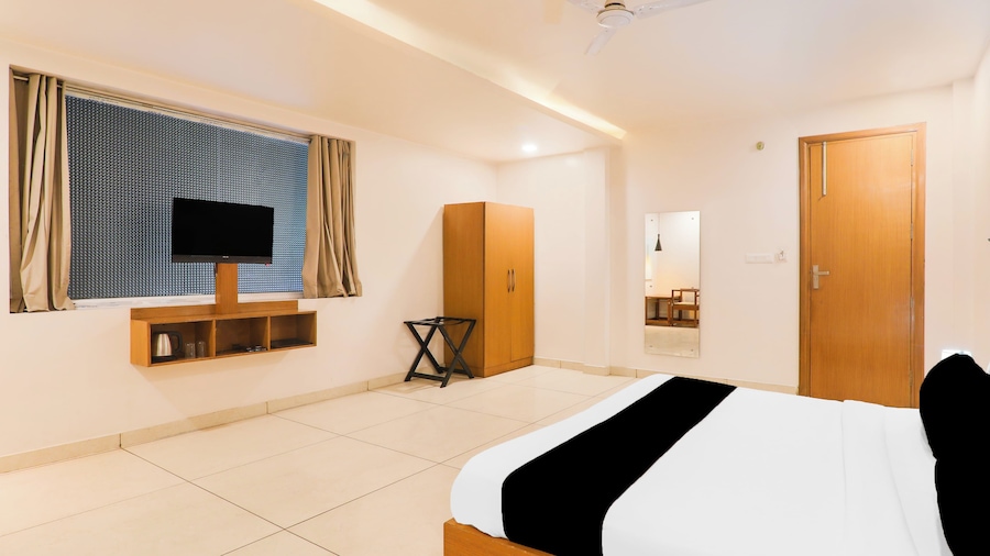 Super Townhouse Viraj Khand