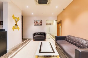 Unclassified image, 4 of 44, button - Super Townhouse Viraj Khand (Lucknow)