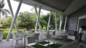 Outdoor dining - Beachside 3 studios para 10 pax con cocina c/studi (Playa del Carmen)