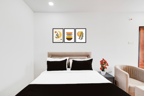 Townhouse B N Reddy Capitol Stay Inn