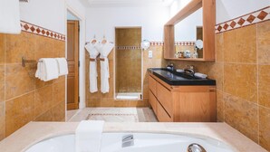 Bathroom - Domaine De L Astragale (Gassin)