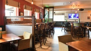Dining - Highwayman Hotel (Dunstable)