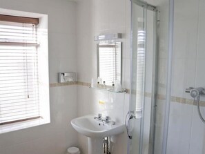 Bathroom - The Weary Ploughman - Inn (Brixham)