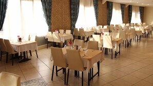 Dining - Kozakli Divaisib Thermal Hotel (Kozakli)