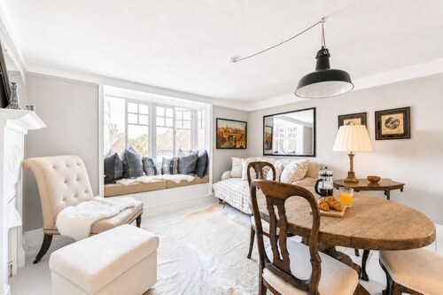 Landgate -  a holiday let that sleeps 4 guests  in 2 bedrooms