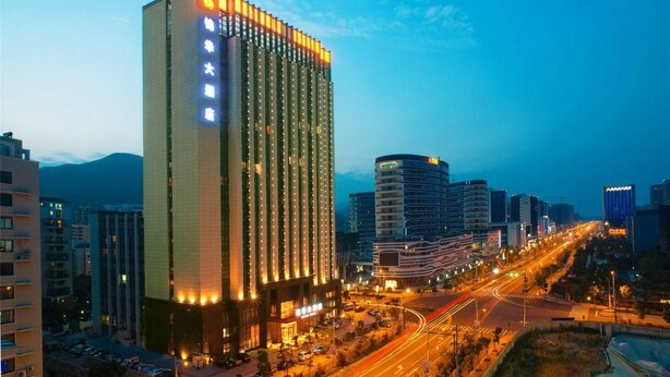 Ảnh chưa phân loại, 1 trong số 27 ảnh, nút