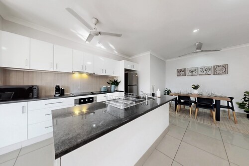Spacious 3-Bed Family Retreat in Darwin