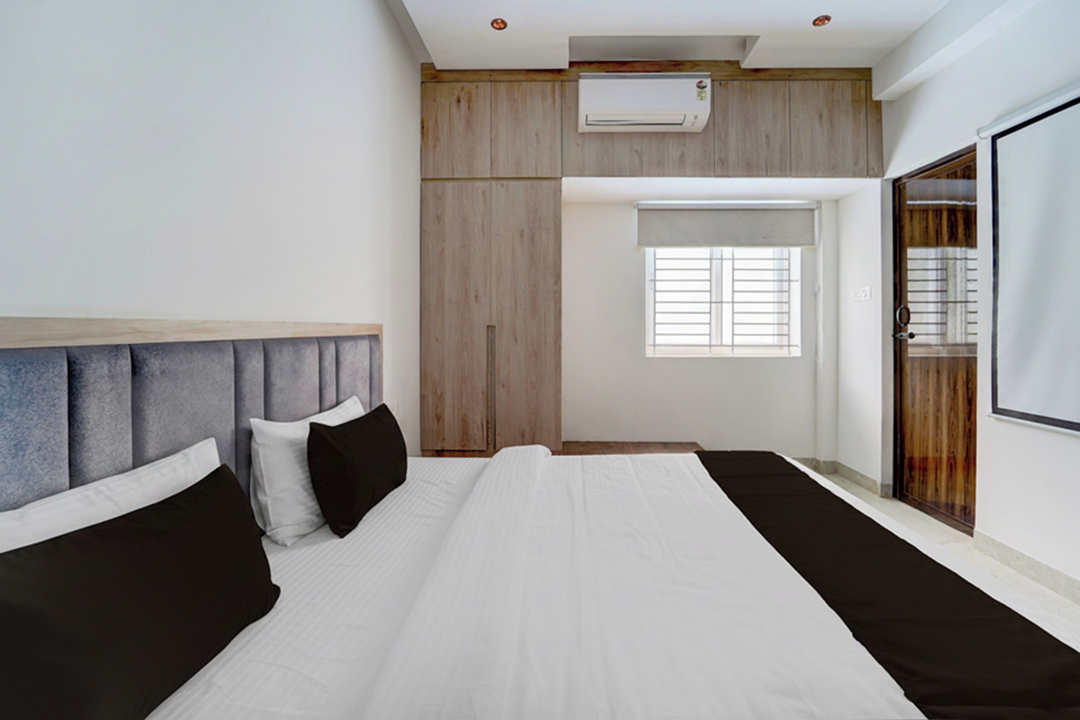 พรีเมียมอพาร์ทเมนท์ | โต๊ะทำงาน, เตารีด/โต๊ะรีดผ้า, Wi-Fi ฟรี, ผ้าปูที่นอน